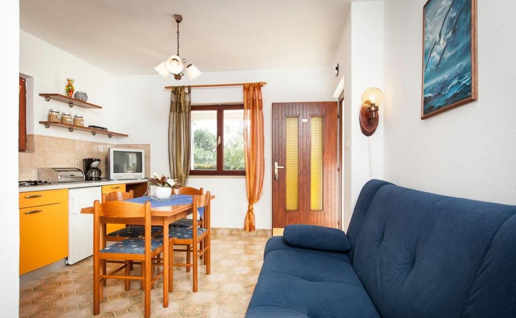 Apartments Hrvatin 罗维尼 外观 照片